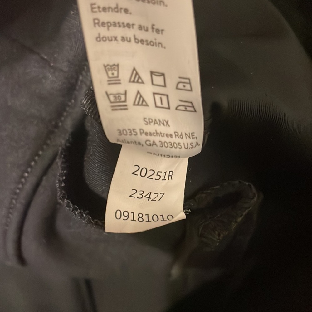 Spanx Black Leggings Small The Perfect Pant, Ankle Backseam Skinny - Picture 5 of 6